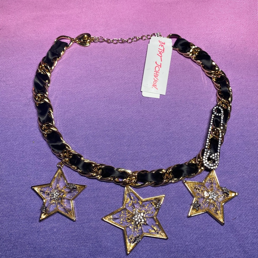 Betsey Johnson star hold flake statement necklace